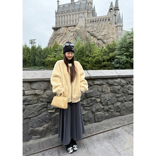 Here shop奶黄包暖呼呼重工一体机100%羊毛利落抗风保暖外套 yaya