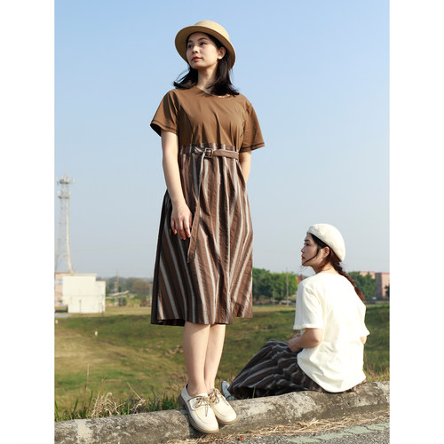 掂量女装夏季新款条纹短袖连衣裙