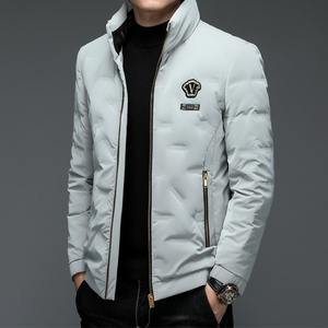 6101/P190商务男装羽绒服中青年立领潮流时尚刺绣印花羽绒衣外套图片