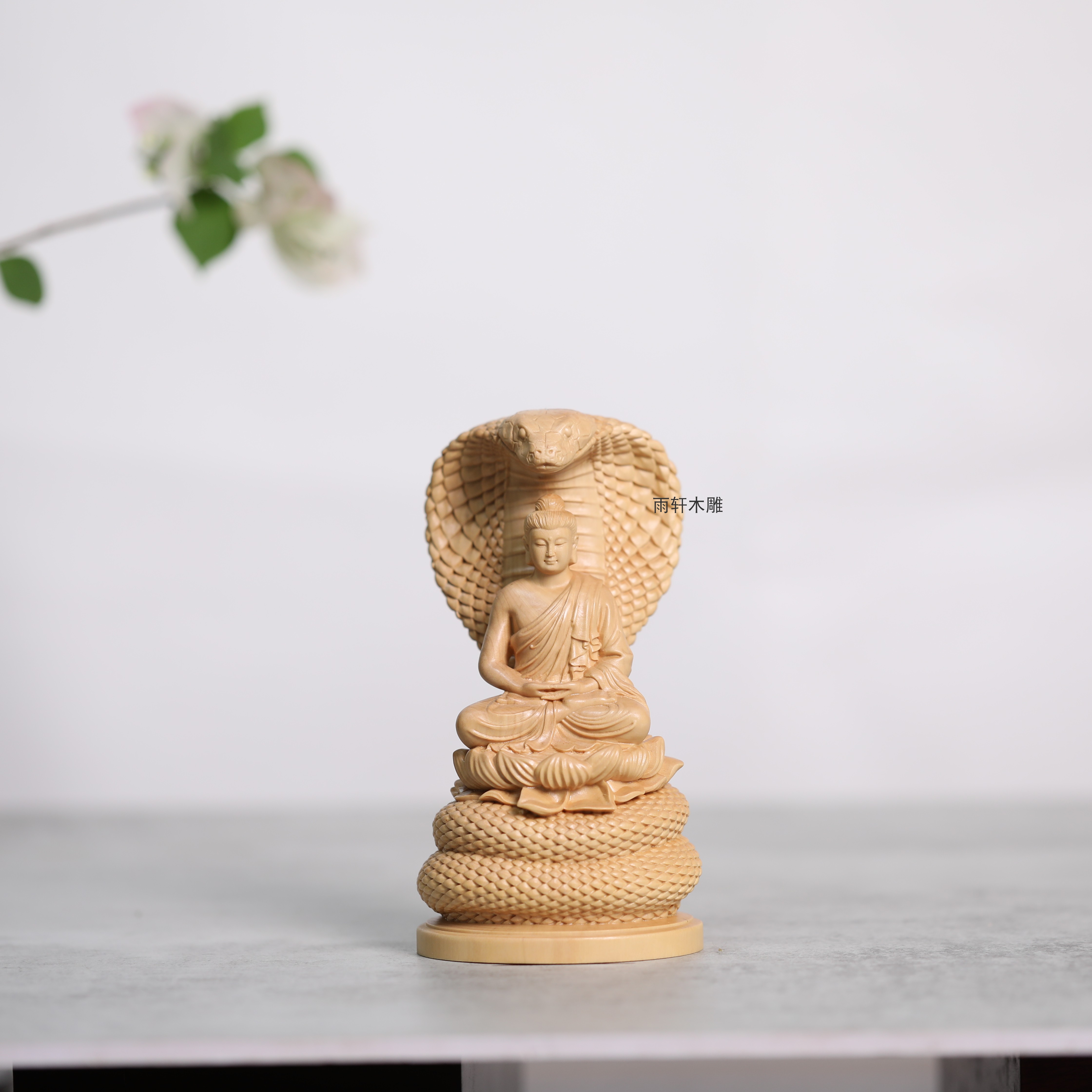 正宗小叶黄杨木雕蛇护佛陀释迦牟