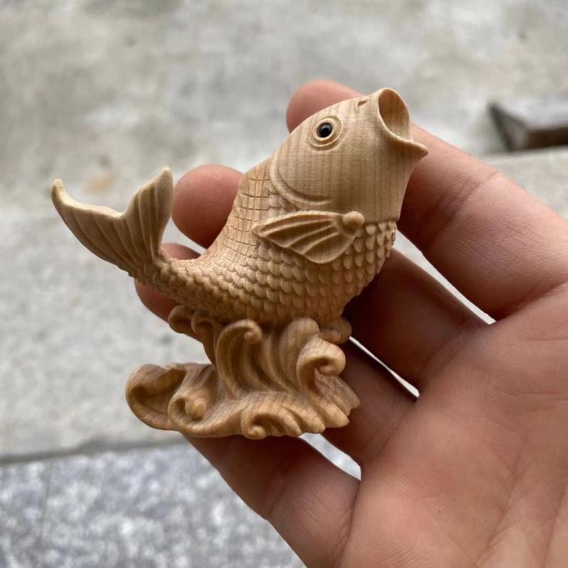 小叶黄杨木雕鲤鱼摆件居家装饰