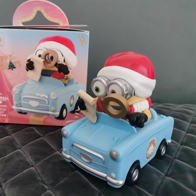 2022肯德基小黄人圣诞玩具小汽车