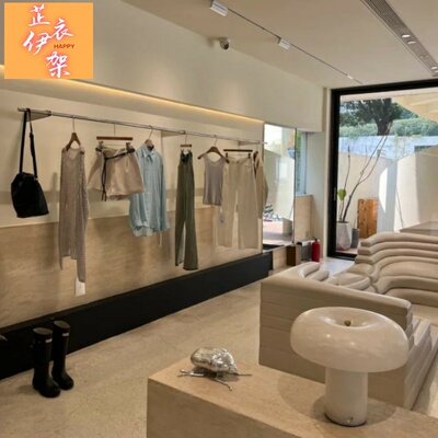 服装店专用壁挂式上墙架女装店货架展示架不锈钢预埋陈列挂衣架子