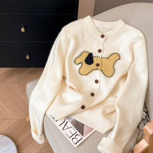 小C家 卡通小狗刺绣毛衣女款2025新款冬季圆领羊毛衫兔毛针织开衫