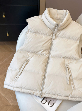 小C家 背心羽绒马甲女款2025新款外穿冬加厚立领90白鸭绒保暖外套