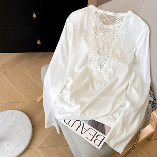 春季 T恤女2026新款 设计感纯欲露背上衣 后背深V蕾丝拼接长袖 小C家