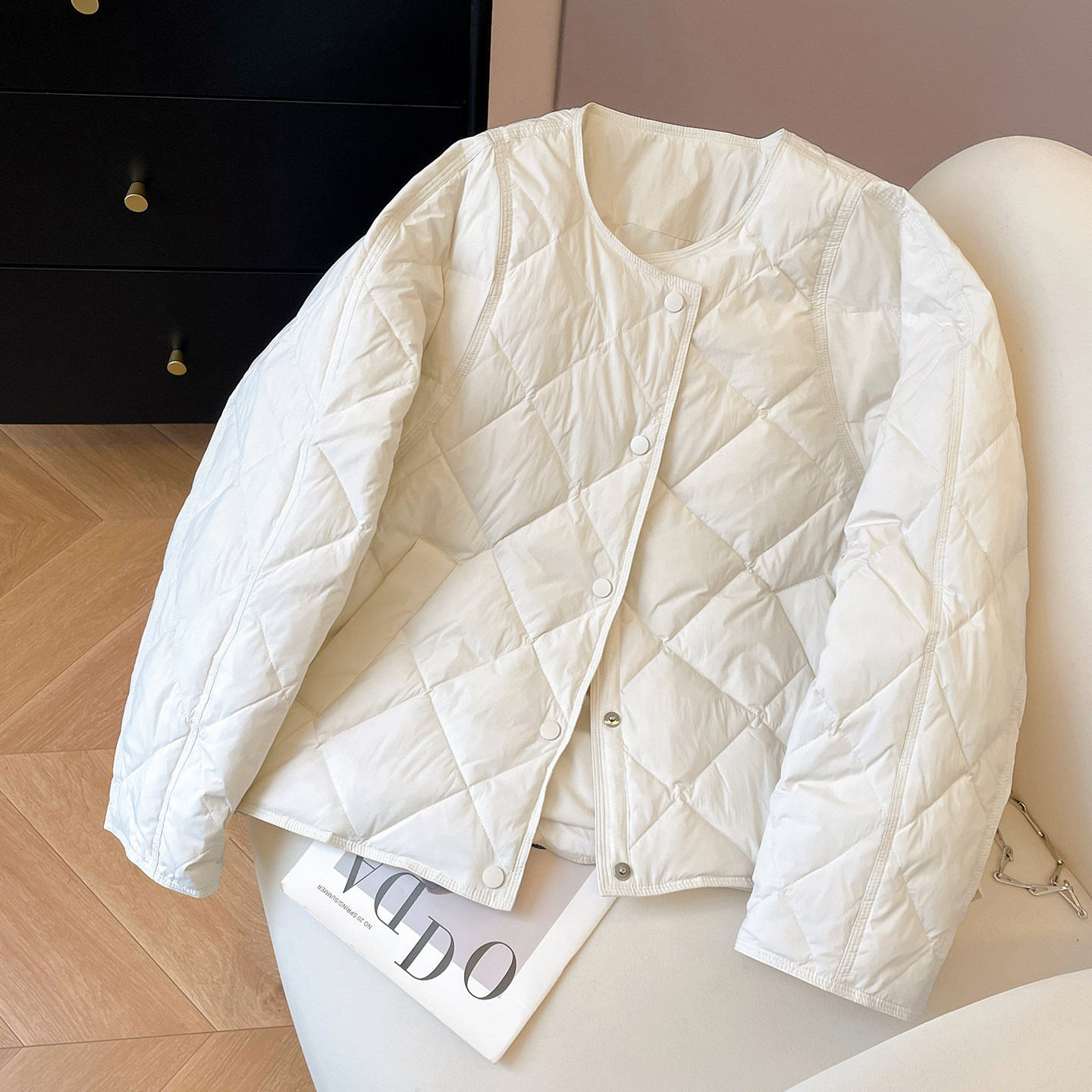 小C家 菱格轻薄羽绒服女款2025新款冬季显瘦不臃肿白鸭绒圆领外套,女装/女士精品,羽绒服,淘宝优惠券,粉丝福利购,淘宝优惠卷