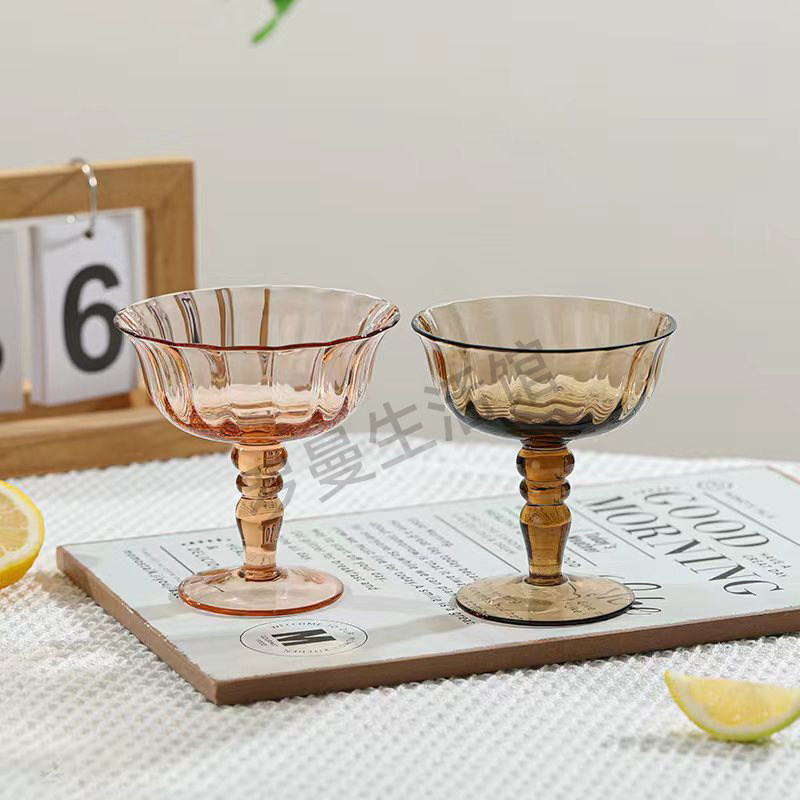 ins复古彩色高脚玻璃马天尼杯