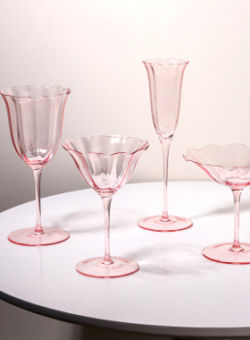 高颜值甜酒杯粉色高脚杯高脚杯玻璃香槟杯子法式中古杯鸡尾酒杯
