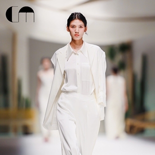 [秀场同款]COMME MOI吕燕设计师早春女士亚麻宽松休闲西装外套