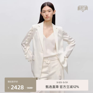 饰一粒扣平驳领西装 立体花装 MOI吕燕设计师早春女装 COMME