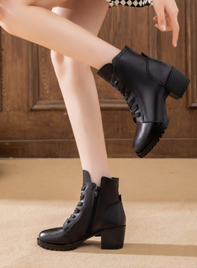 舞蹈鞋女软底新款真皮广场舞鞋春秋季中跟跳舞鞋连底水兵舞蹈靴子