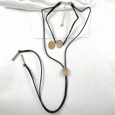 短款时尚风双层几何金色镶钻项链