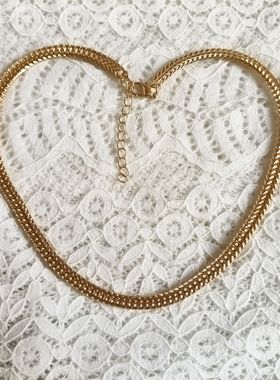 气质简约金属项链锁骨链时尚欧美百搭学生女质感金色潮人短款 A66