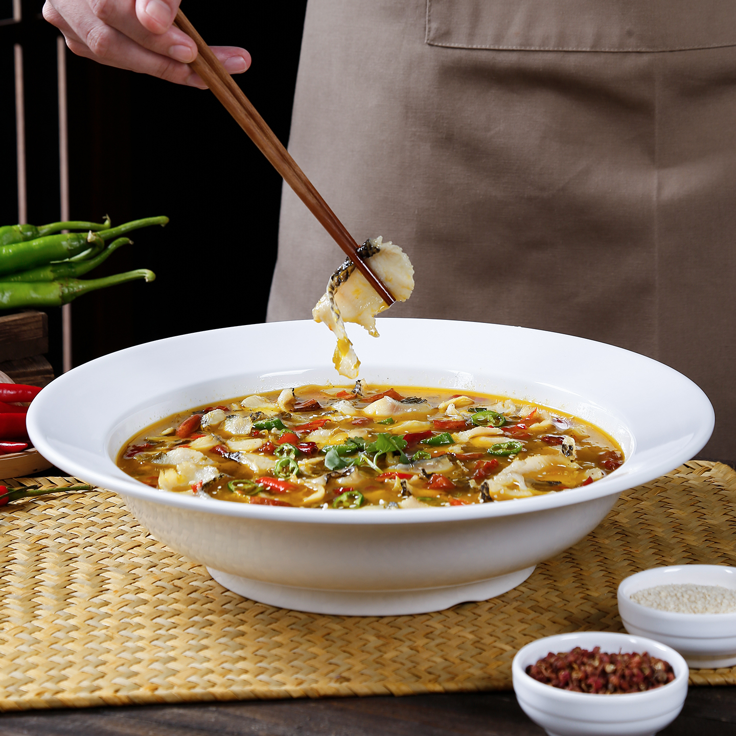 食品级密胺酸菜鱼专用盆碗耐高温