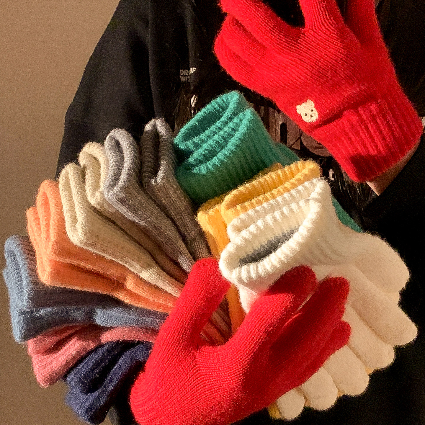 可爱小熊刺绣针织毛线手套女冬季