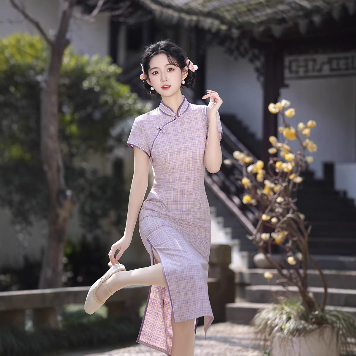 2026年春夏新款旗袍格子印花少女旗袍改良日常修身逛街休闲旗袍女