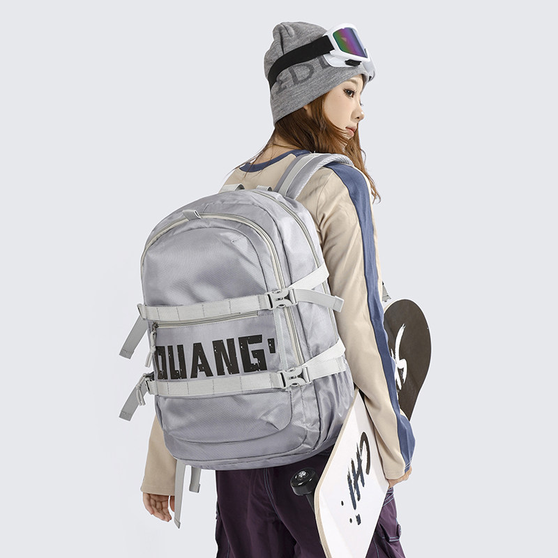 今年新品运动双肩包男女大容量电脑包登山徒步户外休闲多功能背包