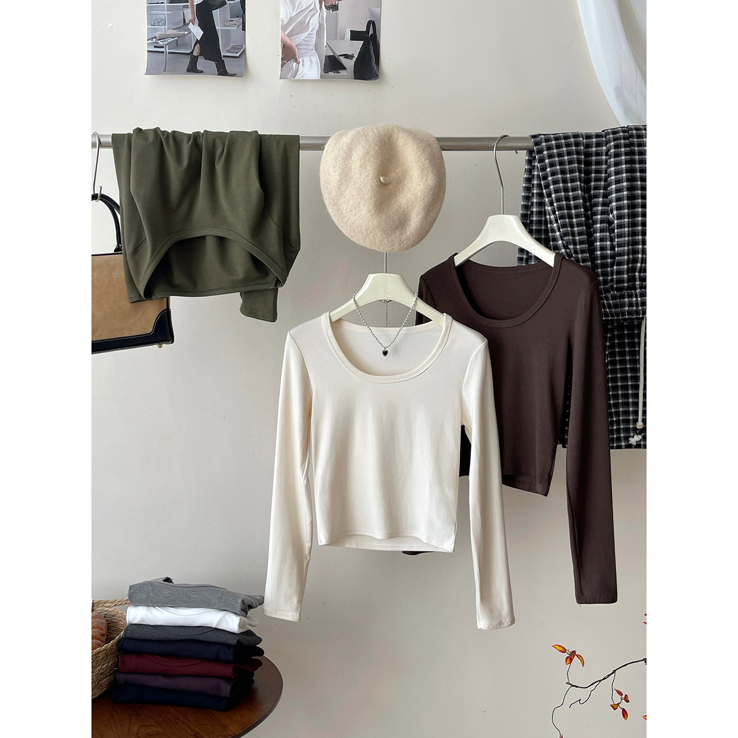 日韩系简约小个子低圆领短款T恤