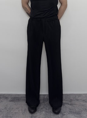 Roast lucky春夏轻薄款竖纹肌理褶皱微喇弹力凉感健身直筒长裤