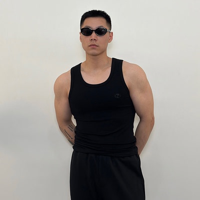 Roast lucky修身速干弹力紧身运动背心健身男款基础打底无袖T恤