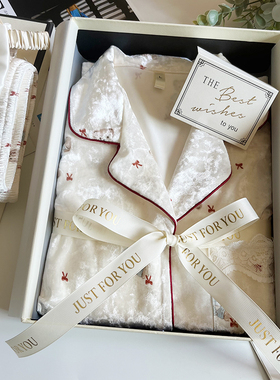 2025超火秋冬金丝绒家居服女长袖小熊生日礼物送闺蜜睡衣礼盒装