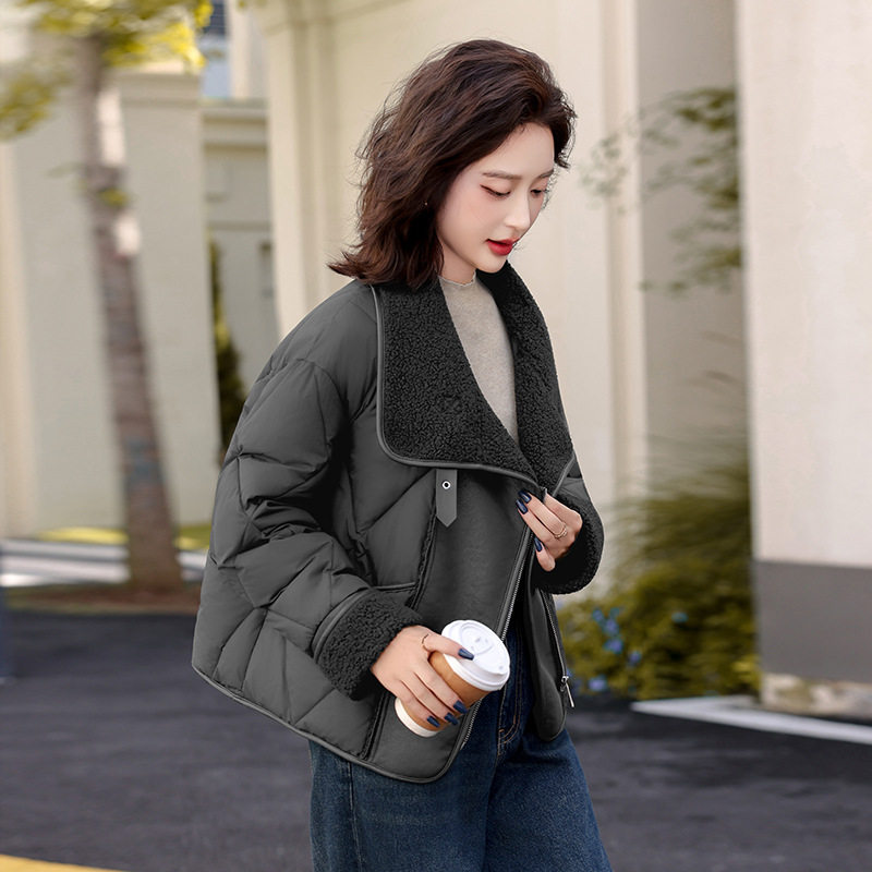 时尚棉衣2025新款保暖短款女宽松型韩版冬季拼色抗寒修身棉衣