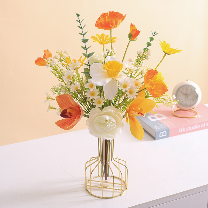 ins高级感客厅餐桌干花