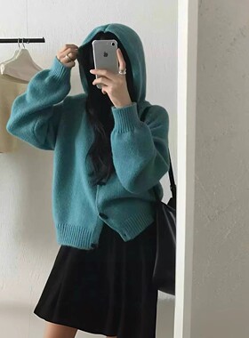 连帽毛衣外套女秋冬韩系宽松百搭牛角扣纯色减龄百搭针织开衫上衣
