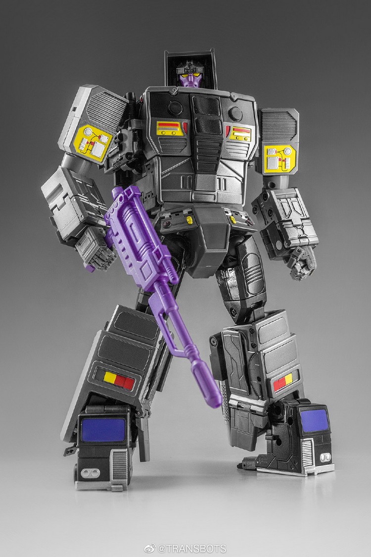 X社汽车大师青春版变形玩具