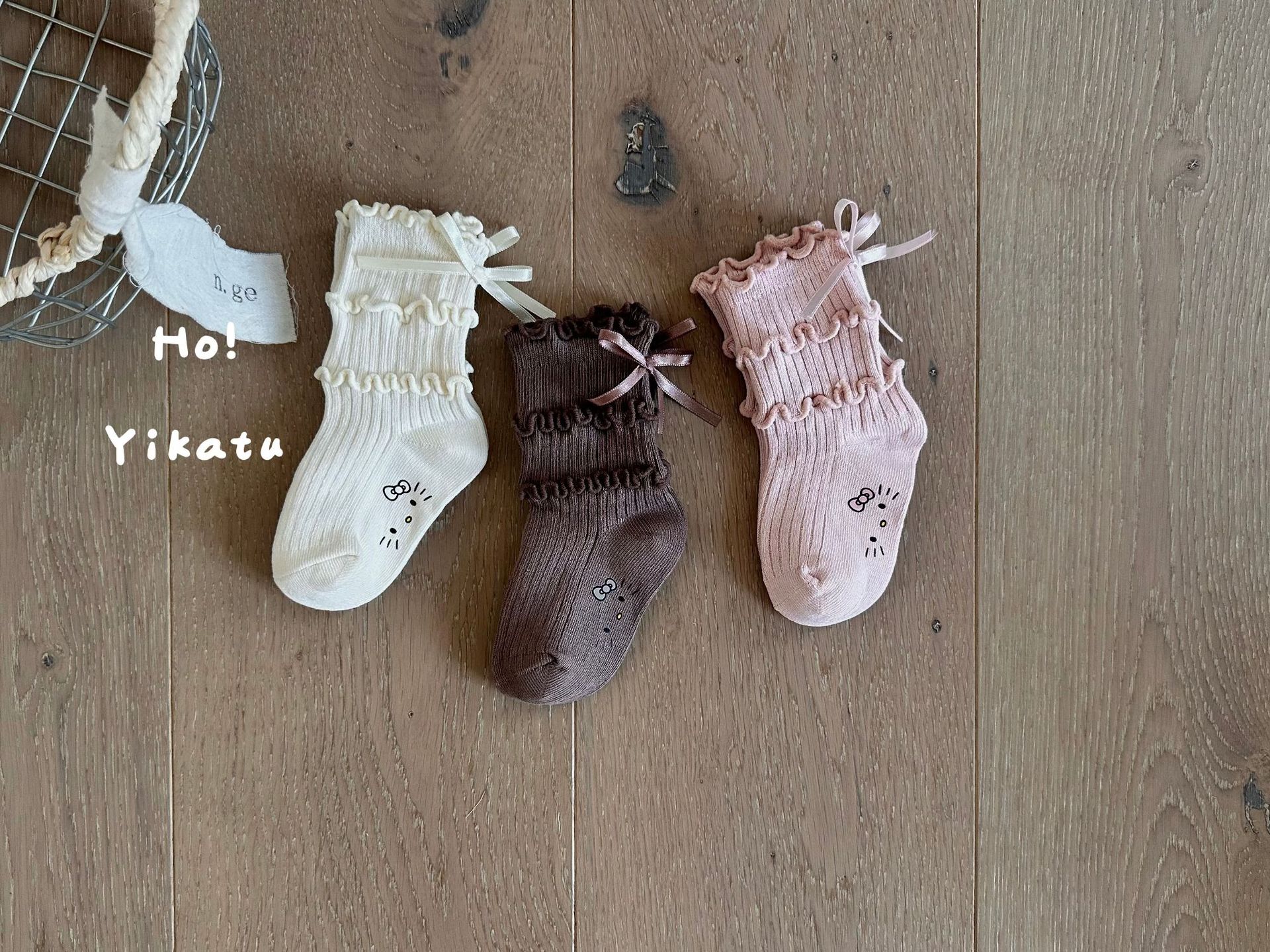 Yikatu伊卡兔儿童袜子2025秋款新款草莓蝴蝶结童袜中筒袜