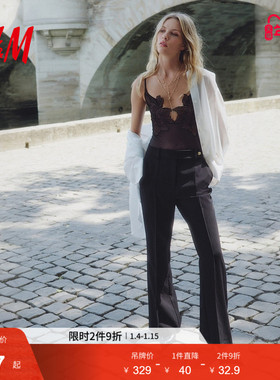 HM冬季女装带烫折线喇叭裤1293550