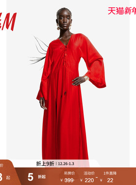 HM女装连衣裙冬季红色新年V领微光泽感系带卡夫坦连衣裙1237873