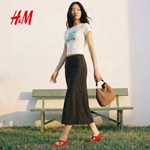 HM女装半身裙2026夏季新款时尚波点缎面高腰中长半身裙1000170