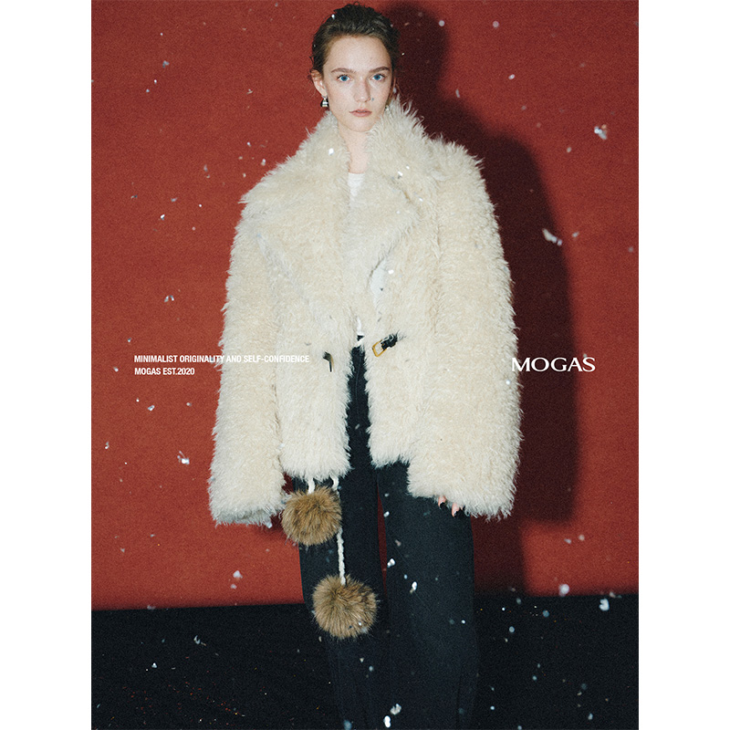 Mogas仿羊卷毛环葆皮草短外套