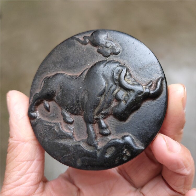 古玩玉器仿古做旧工艺品磁性铁石红山文化 生肖牛挂件吊坠手把件