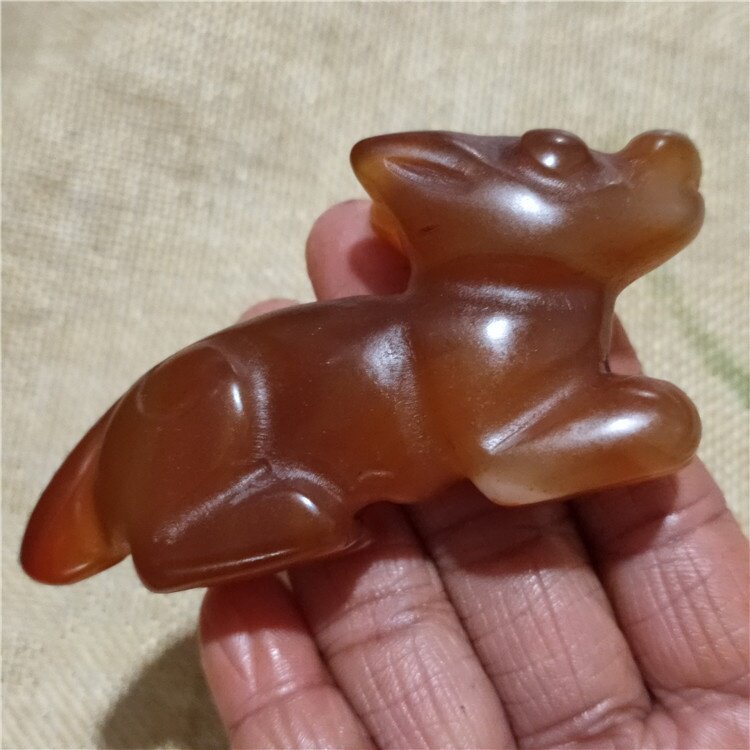 供应红玛瑙玉髓红山文化动物瑞兽手把件地摊会销玉货