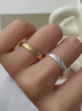 925纯银菱格纹素圈戒指女轻奢感时尚简约小众欧美风指环饰品
