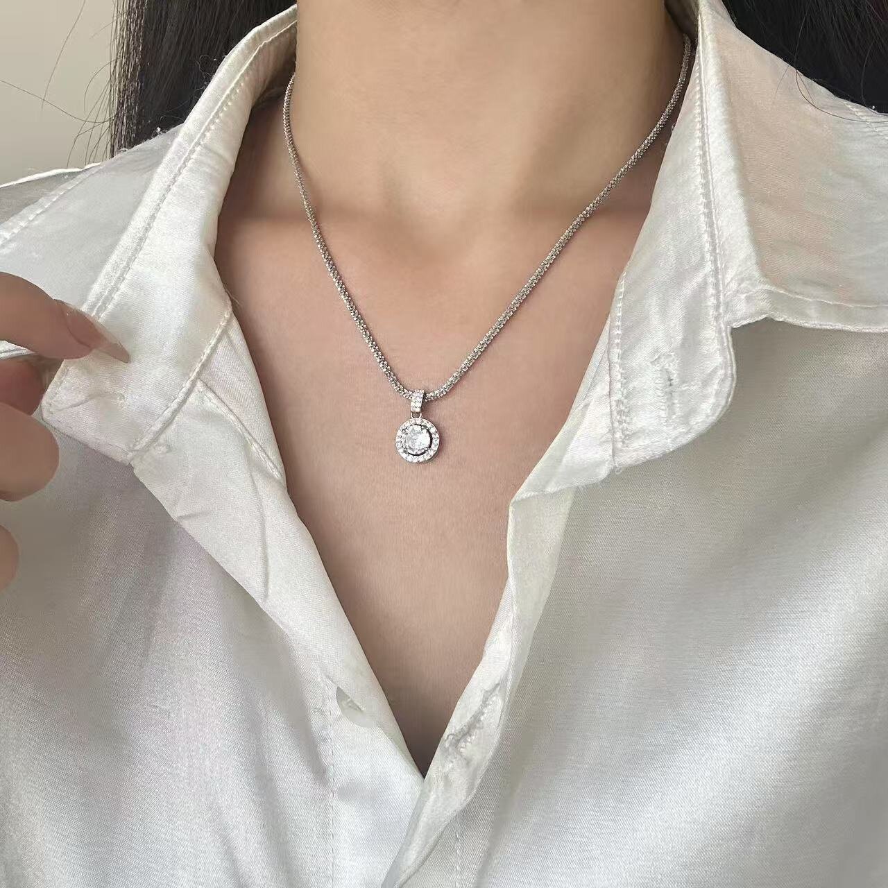s925圆包满钻项链女轻奢高级感满天星颈链小众新款百搭镶嵌锁骨链