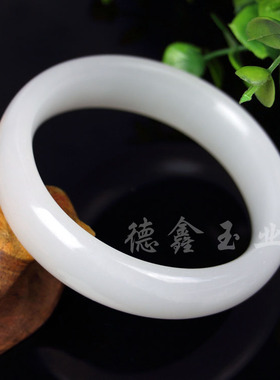 阿富汗白玉 青白玉手镯羊脂白 冰丝玉女款玉石镯子福豆