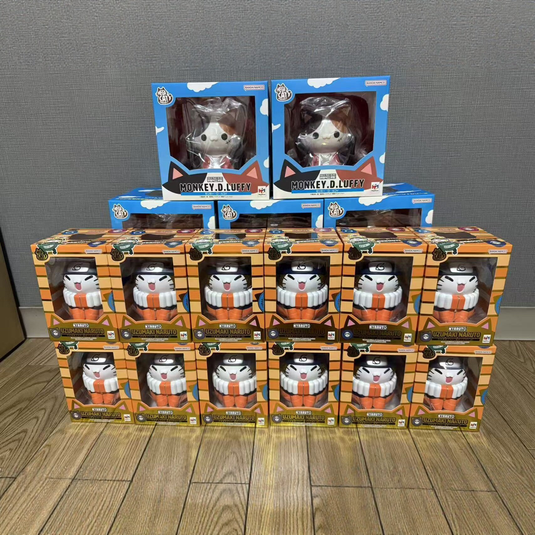 megahouse, giant cat, Mega cat, Naruto, One Piece, Luffy - Japanese Gold Label