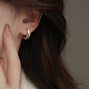 莫比乌斯素圈耳环圈圈耳饰2025新款 轻奢高级感耳圈纯银耳钉女 爆款