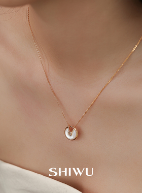 白贝母飞碟镶钻护身符锁骨链