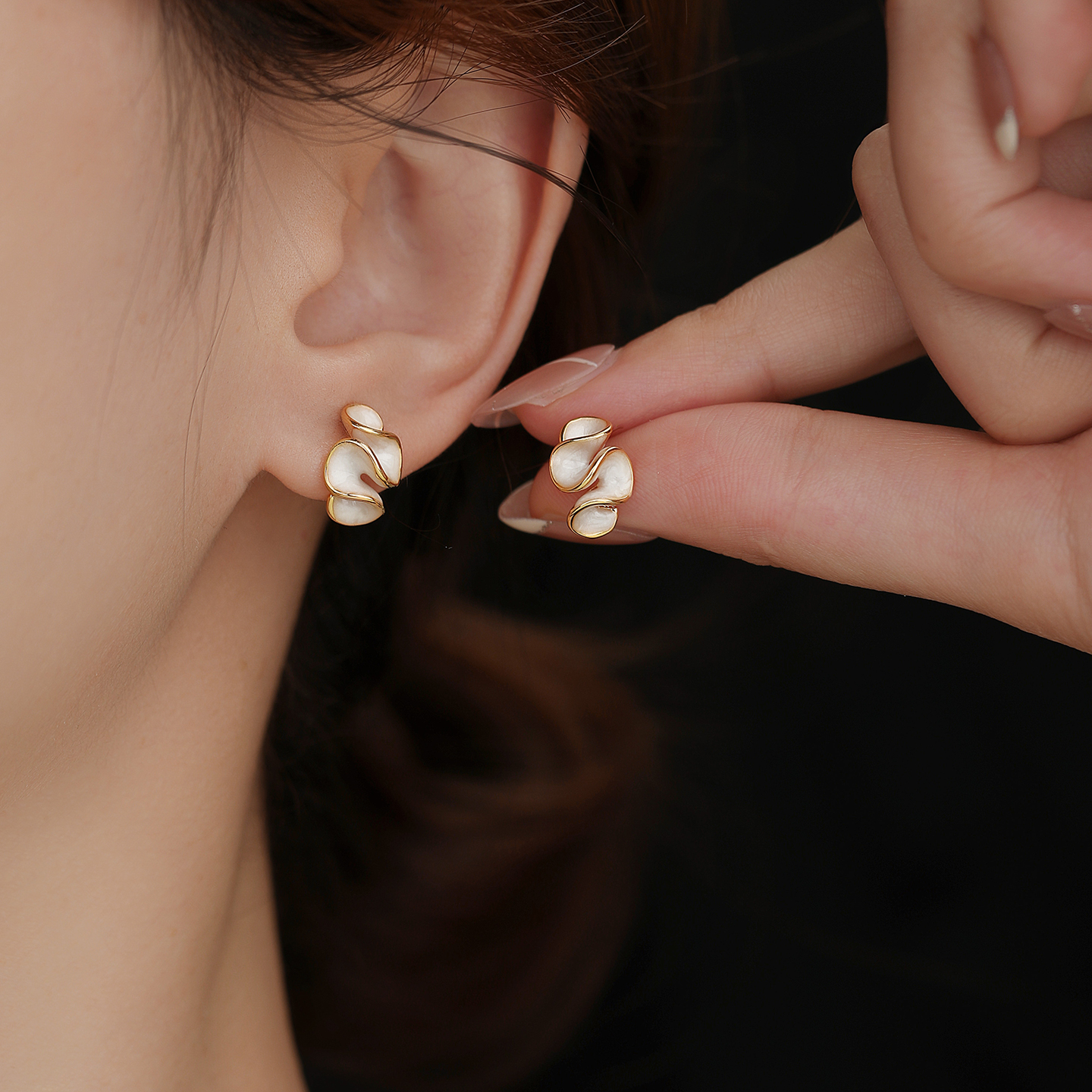 珐琅奶油花耳钉女小众设计感花瓣纯银耳饰2025新款爆款高级感气质