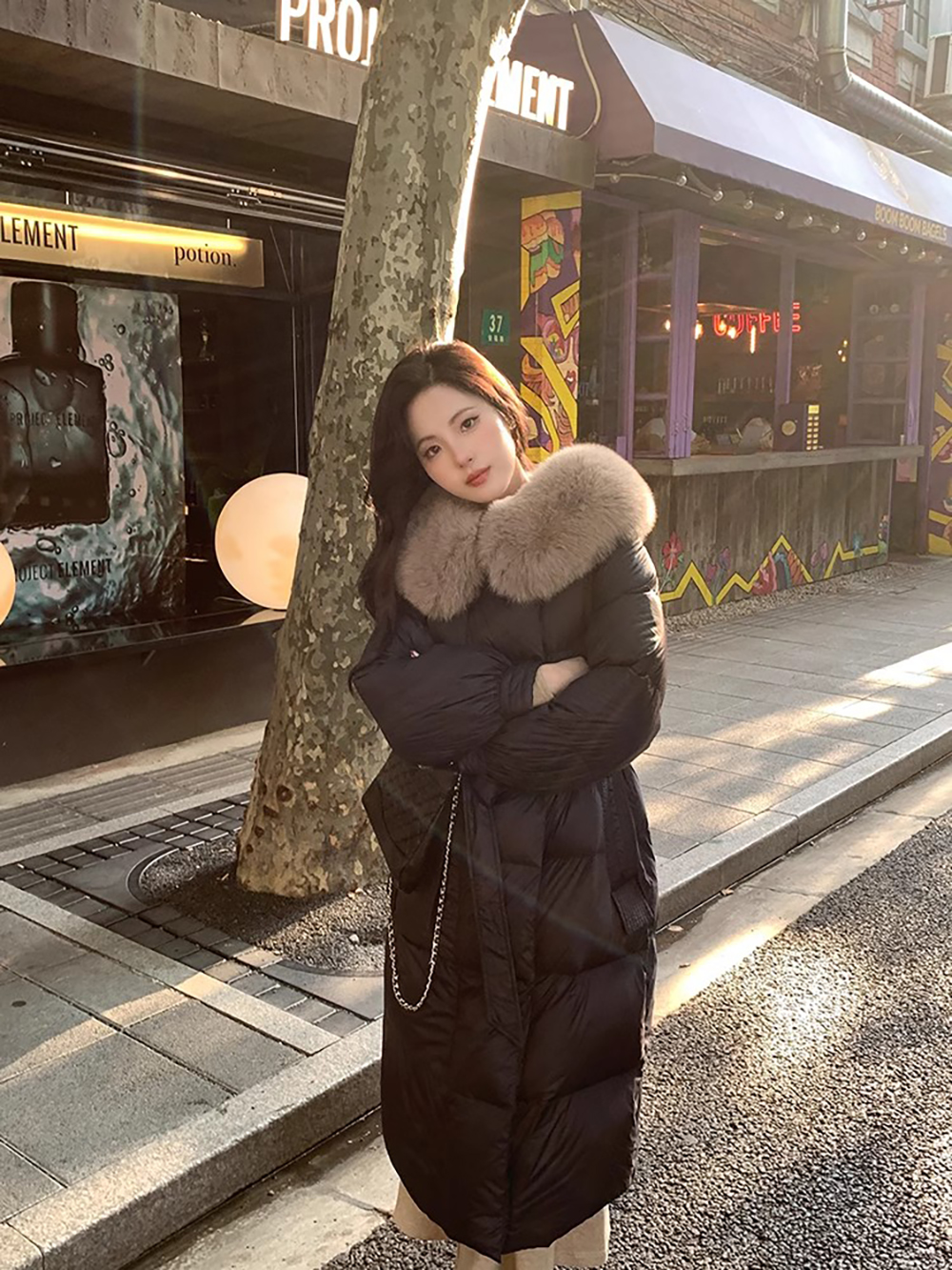 MAJEWINGS轻奢品牌大毛领羽绒服