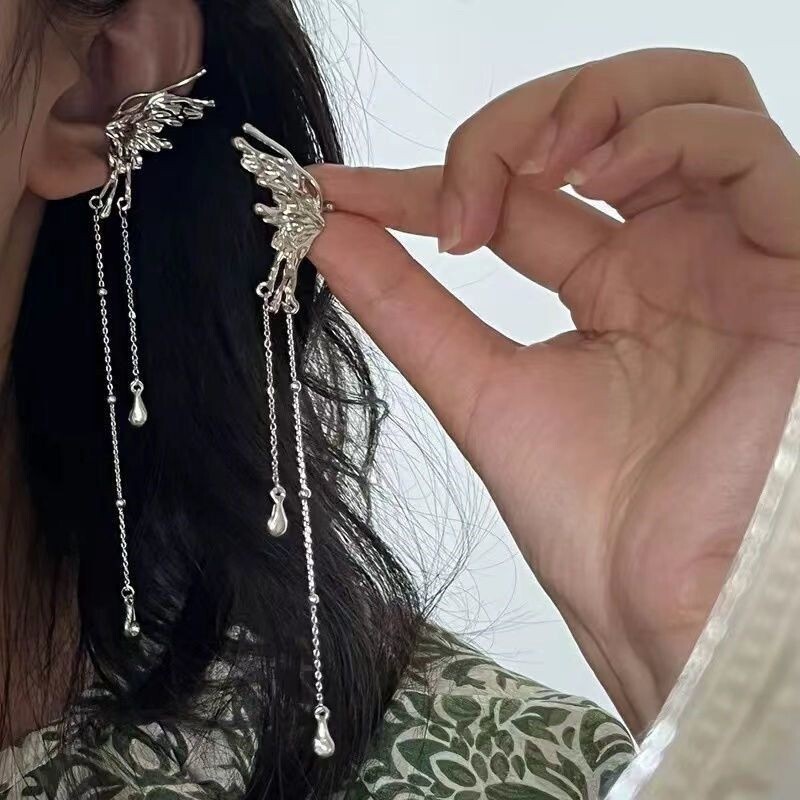 精灵耳饰高级感简约银色耳夹女无耳洞冷淡风爱心耳骨夹耳环网红夏