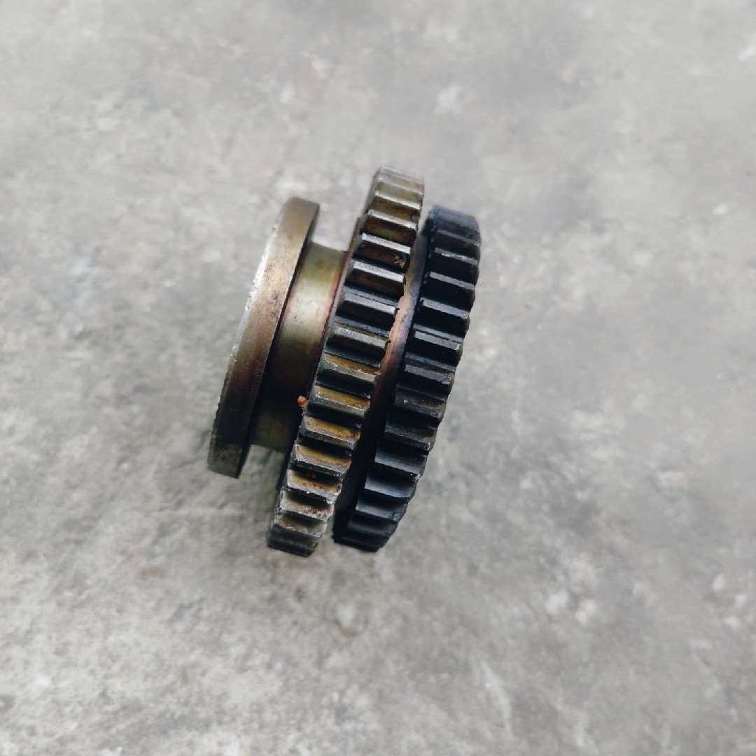 武汉汉口cs6140a/cs6150a车床双联齿轮z39/44/m2.25花键6-42*10机