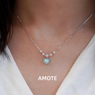 AMOTE《海蓝之心》爱心形项链925银幻彩月光石锁骨链精致百搭礼物