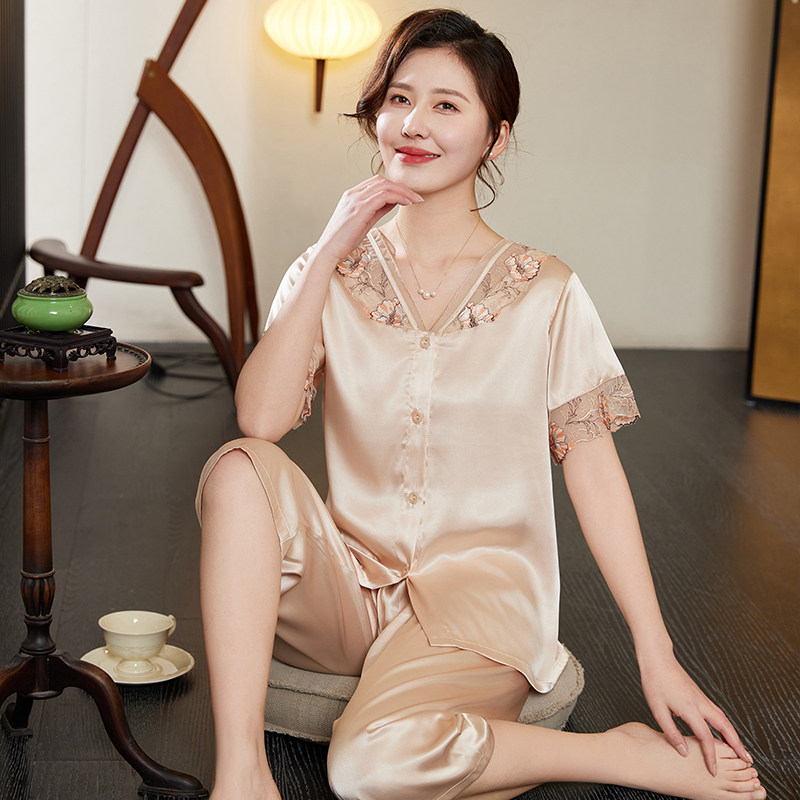 2025新款睡衣女款夏季冰丝薄款短袖新中式国风丝绸妈妈家居服套装