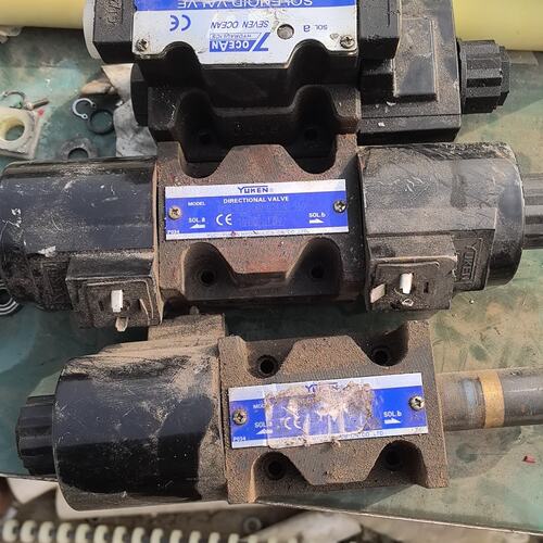 议价YUKEN电磁阀，型号YD2F、YD2E，24V，方向阀，拆